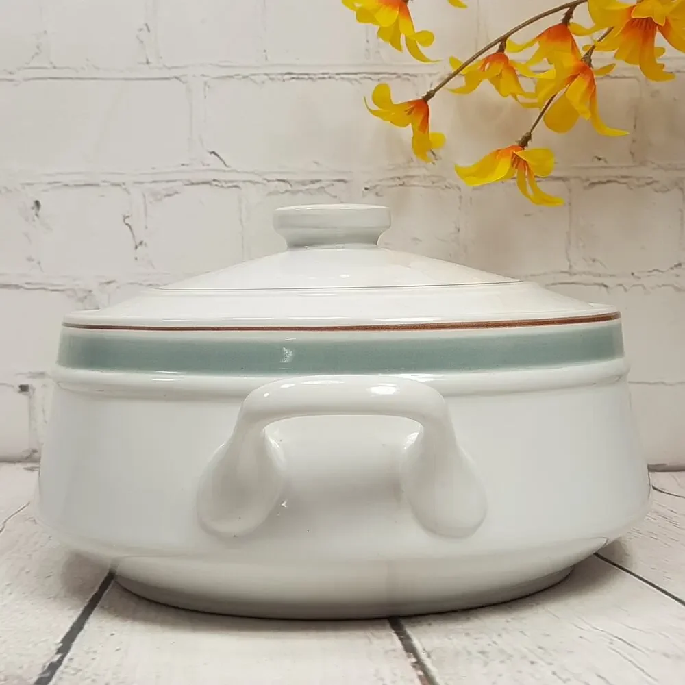 Inheritance Tableware Vintage Imperial Green Stoneware Covered Casserole Dish